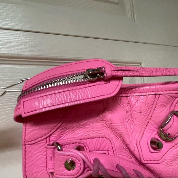 BALENCIAGA MINI CITY BUBBLEGUM PINK CROSSBODY BAG - Picture 8 of 11